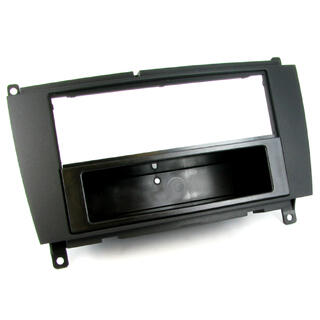 CONNECTS2 monteringsramme 1-DIN MB CLK (2005-2009)