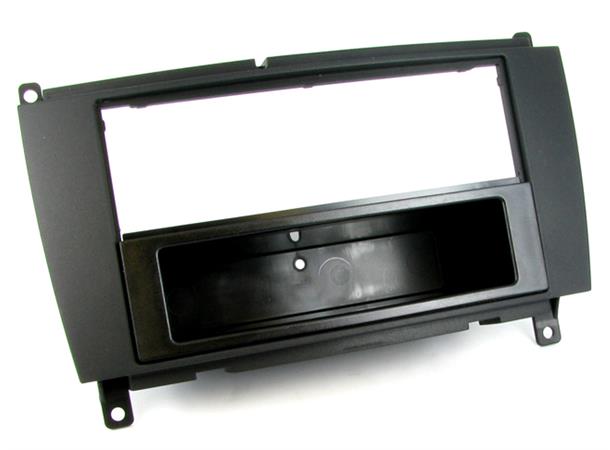 CONNECTS2 monteringsramme 1-DIN MB CLK (2005-2009)