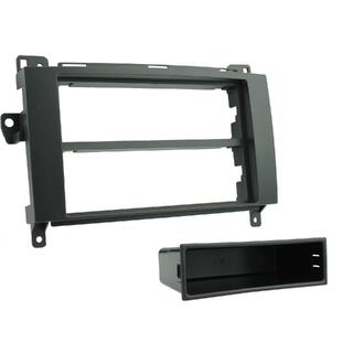 CONNECTS2 monteringsramme 1- og 2-DIN MB 2006 - 2014 Se egen liste.