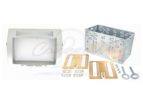 CONNECTS2 Premium monteringsramme 2-DIN Toyota Corolla Verso (2004-2009) Sølv