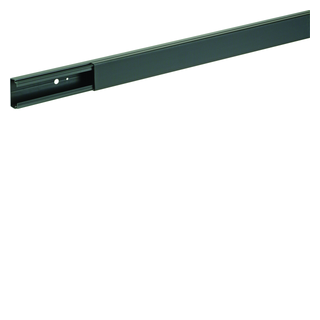 Kanallist häger 20x35x2000mm m/tape Sort kanal / kabelskjuler