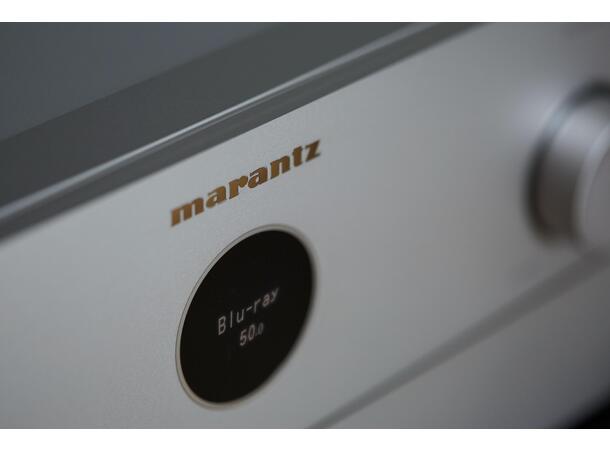 Marantz CINEMA 60 - Sølvgull 7x100-watt og 7.2-kanals prosessering