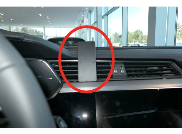 BRODIT ProClip Audi E feste til dashbord Audi E-tron 13-24 Q8 E-tron 24-25