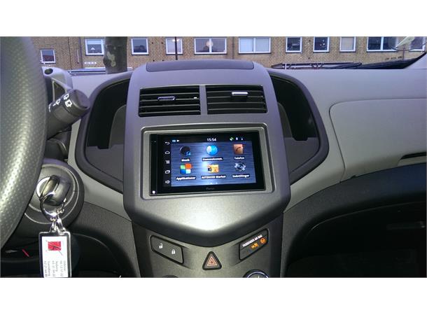 CONNECTS2 Premium monteringskit 2-DIN Chevrolet Aveo (2012 - 2015)