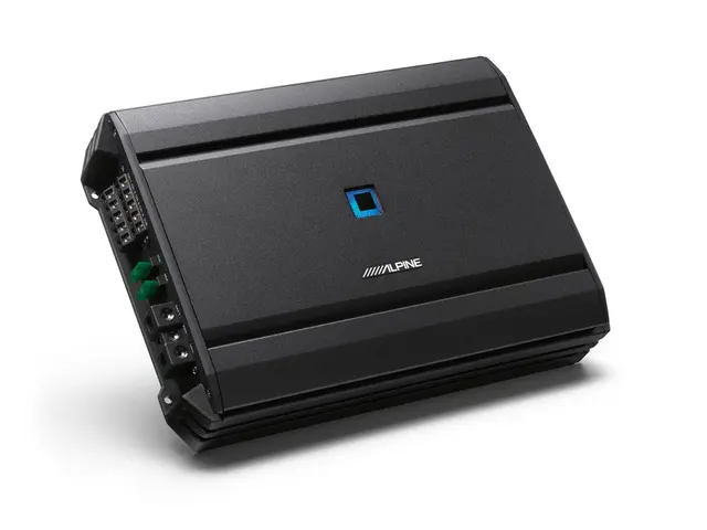 Alpine S-A55V forsterker 5 kanaler 4x60W + 300W, BassEq, HP/LP filter 