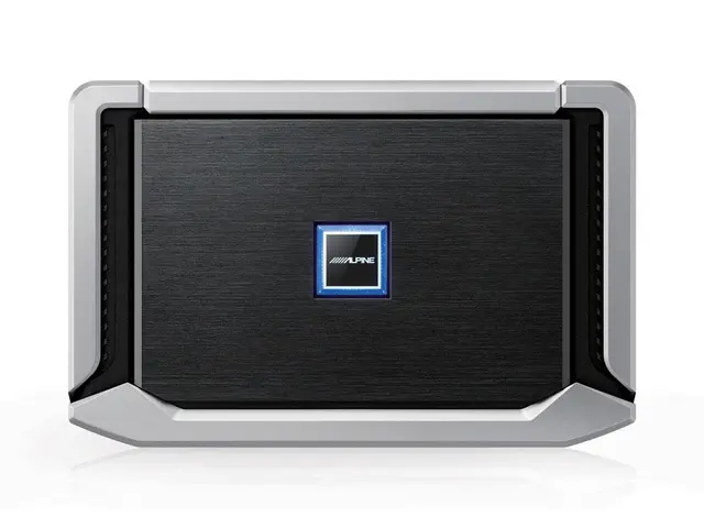 Alpine X-A90V forsterker 5 kanaler X-serie 4x100W + 1x500W X-serie 