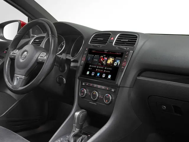 Alpine i902D-G6 - Multimediaenhet Golf 6 4x50W, 9"skjerm, CarPlay/Android Auto 