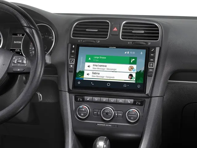 Alpine i902D-G6 - Multimediaenhet Golf 6 4x50W, 9"skjerm, CarPlay/Android Auto 