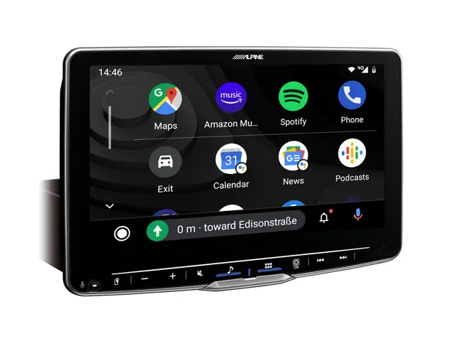 Alpine iLX-F905D HALO9 mediaspiller 9" skjerm DAB CarPlay og Android Auto BT 