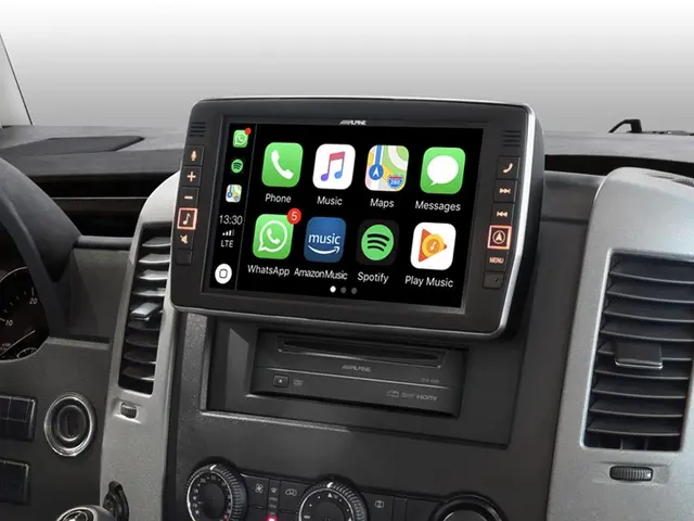 Alpine X903D-S906 Premium Navi Sprinter 9" skjerm DAB+ CarPlay AnroidAuto 