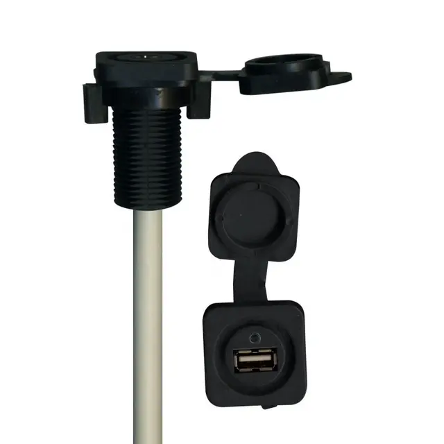Stinger Marine AUX og USB SMRAUXUSB3 0,5m RCA/ USB -->AUX/USB innfelling 