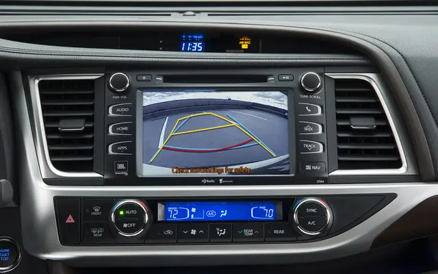 BEATSONIC - Ryggekamera til OEM headunit Toyota Touch 2 (2013 -->) (Ny 24-pin) 