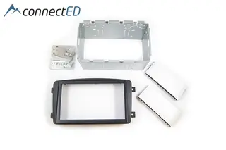 ConnectED monteringsramme 2-DIN MB (2001 - 2006) Se egen liste.