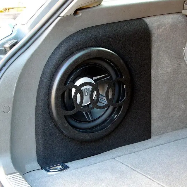 ConnectED bilspesifikk basskasse 10" Audi A4 Avant (2001 - 2007) 
