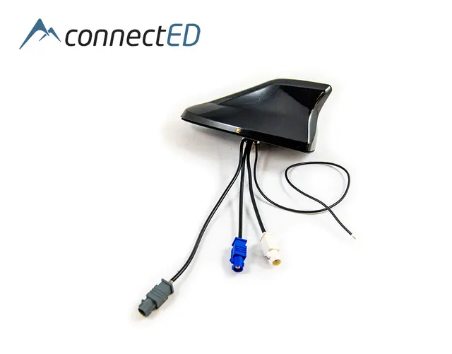 ConnectED FM/DAB/GPS-haifinne antenne For montering på tak 