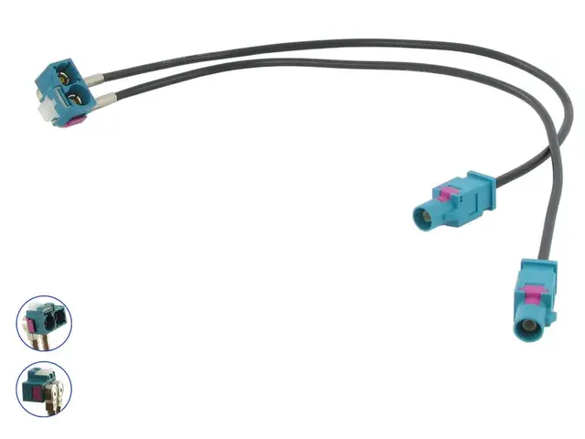 CONNECTS2 antenne adapter 1 x DOBBEL FAKRA (Hun) - 2 x FAKRA (Han) 
