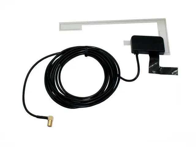 CONNECTS2 DAB-antenne - SMB For montering på glassrute 