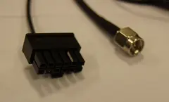 CONNECTS2 AutoDAB tilbehør - SMA DAB-antenne for montering på glassrute