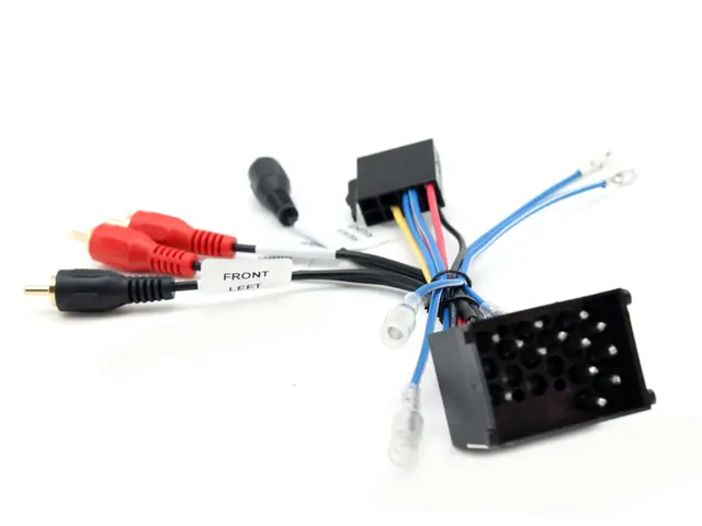 CONNECTS2 aktivt ISO-adapter BMW - alle modeller m/Bavaria-plugg 