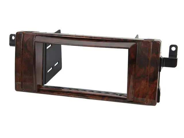 CONNECTS2 Premium monteringskit 2-DIN BMW 5-serie (E39) "Wood" 