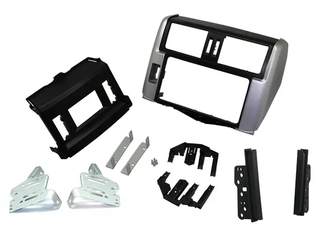 CONNECTS2 Premium monteringsramme 2-DIN Land Cruiser 150 (2009 - 2013) Sølv 
