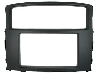 CONNECTS2 Premium monteringskit 2-DIN Mitsubishi Pajero (2006-2013) (Kokgsrå)