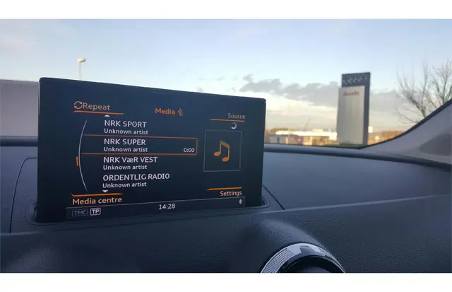 DENSION DAB/DAB+ MOTTAKER Spesialutgave kun til forhandlerbruk! 