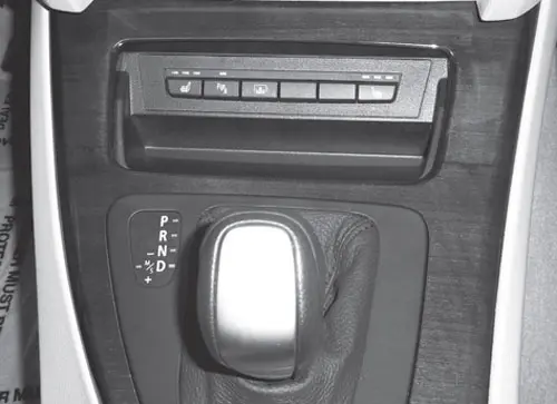 METRA Omplassering av varmesetebryte BMW 3-serie (2006 - 2010) 