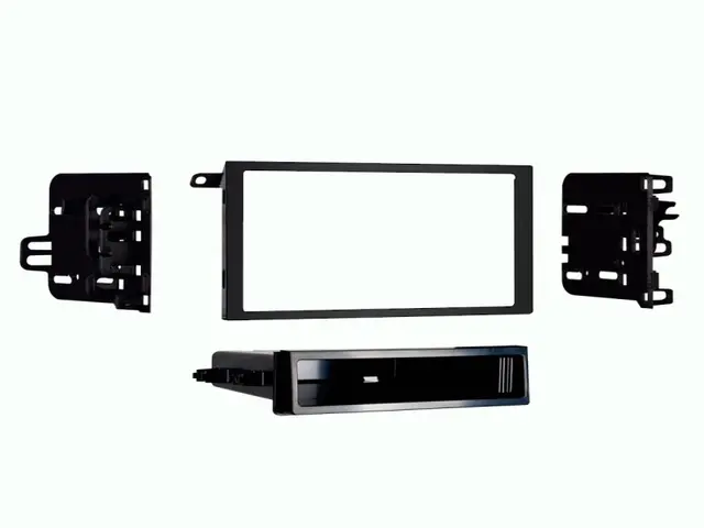 METRA Monteringskit 1-DIN/2-DIN GM/Suzuki Multi-Kit (1990 - 2012) 