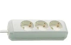 Strømforgrener 3 Uttak 1,5 m PDU SCHUKO Hvit