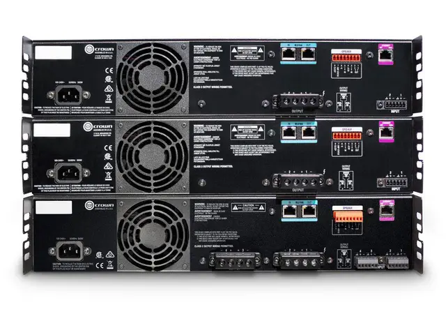 Crown CDi2 600BL Effektforsterker 2 x 600W i 4ohm rackmontering 2U 