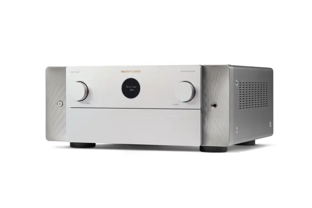Marantz CINEMA 40 - Sølvgull 9x125-watt og 11.4-kanals prosessering 