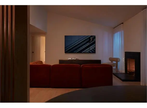 Marantz CINEMA 70s - Sølvgull 7x50-watt og 7.2-kanals prosessering 