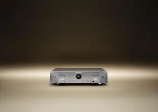 Marantz CINEMA 70s - Sølvgull 7x50-watt og 7.2-kanals prosessering