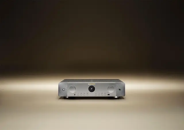 Marantz CINEMA 70s - Sølvgull 7x50-watt og 7.2-kanals prosessering 