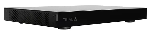 Triad 8 soner effektforsterker 16 x 100W i 4 ohm. 