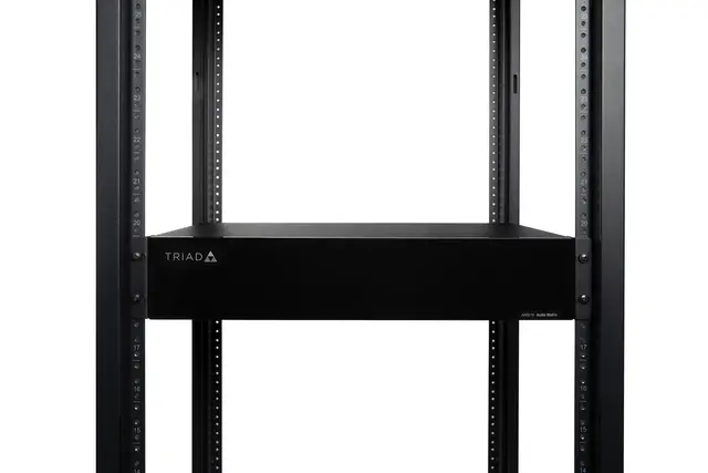 Triad lydmatrise 16:16 EQ stereo EQ 16:16 med 8 progammerbare digital inn 