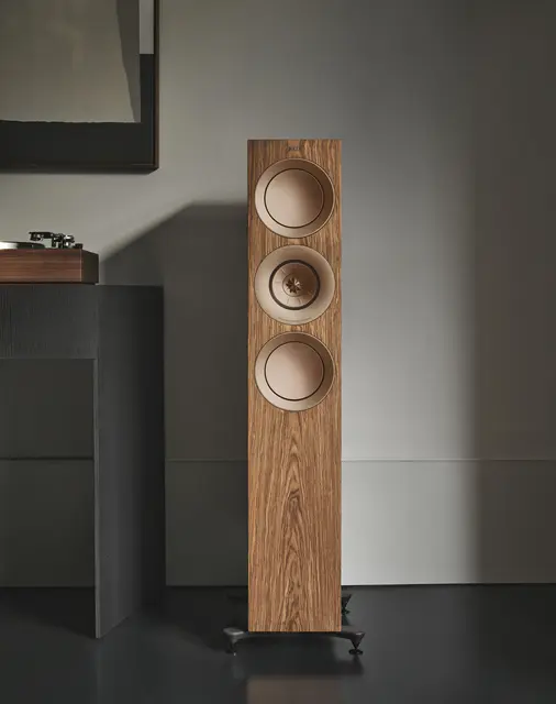 KEF R7 Meta - Valnøtt, pris par 3-veis gulvstående flaggskiphøyttaler 