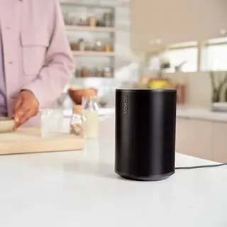 SONOS ERA 100 Trådløs høyttaler i hvit Kompakt trådløs streaminghøyttaler