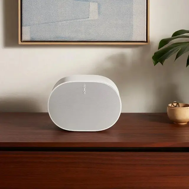 SONOS ERA 300 Trådløs høyttaler i hvit Kompakt trådløs streaminghøyttaler 