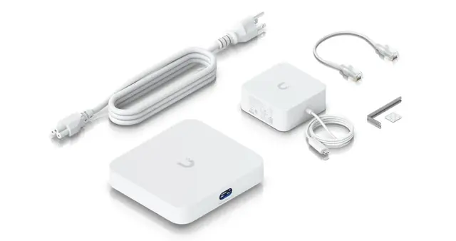 Ubiquiti UniFi Cloud Gateway Max USB-C 4xLAN 1xWAN 512GB SSD 2.5Gbps 